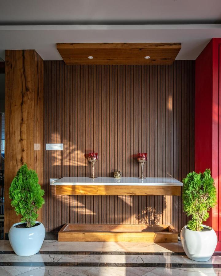 Zoris Boutique Hotel Bhubaneswar Exterior photo